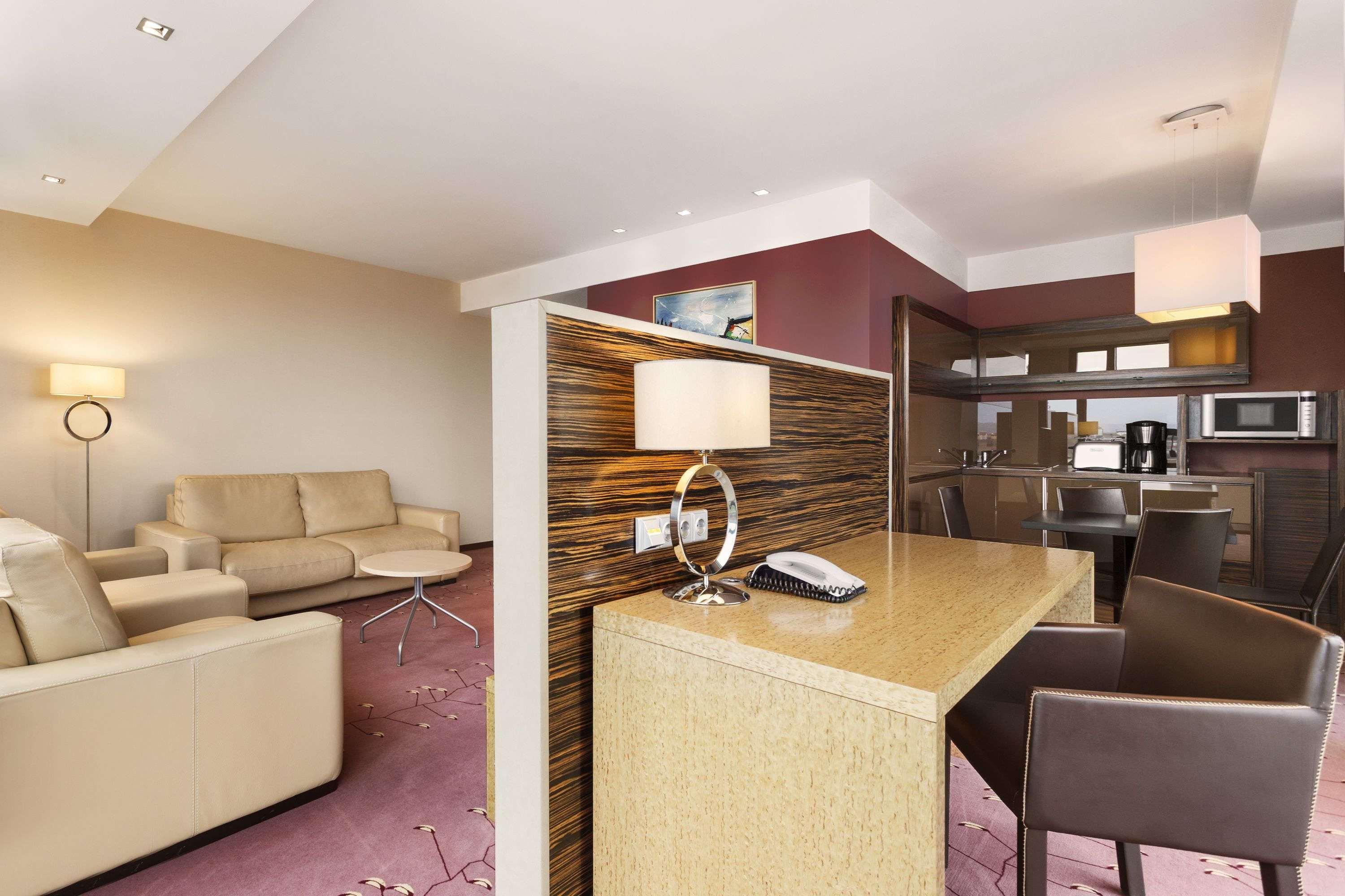 Ramada Sibiu Hotel Exterior photo
