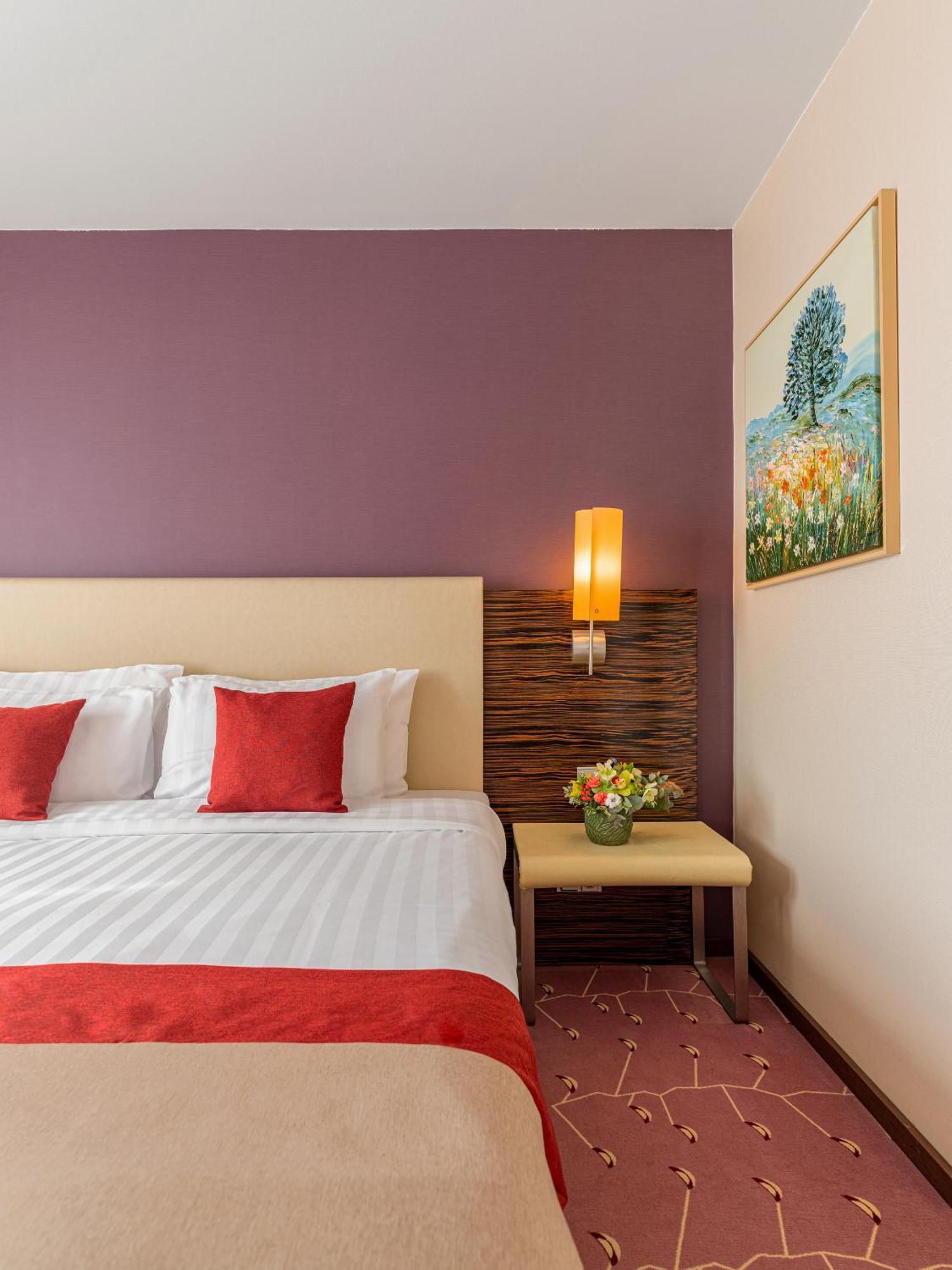 Ramada Sibiu Hotel Room photo