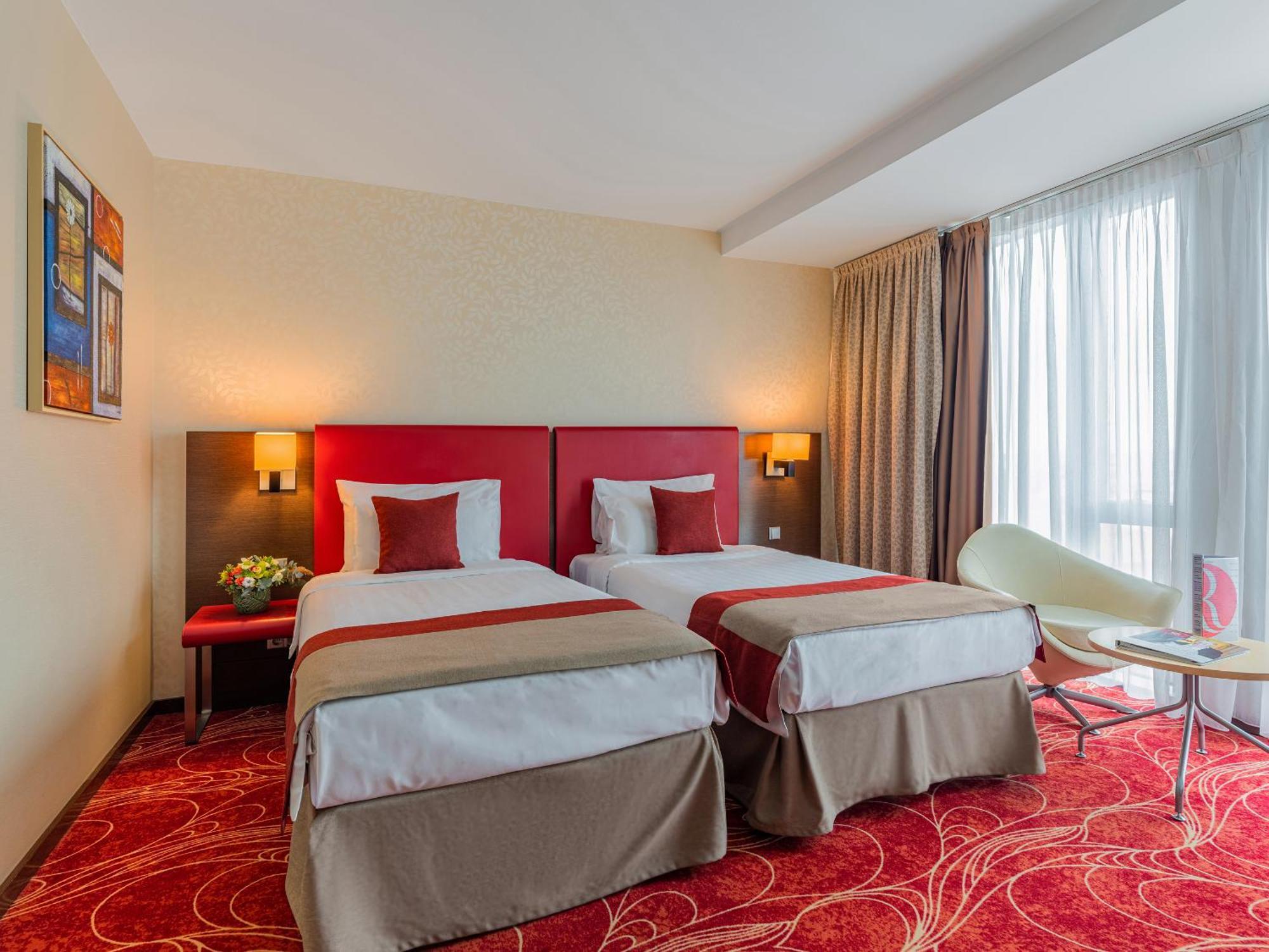 Ramada Sibiu Hotel Room photo